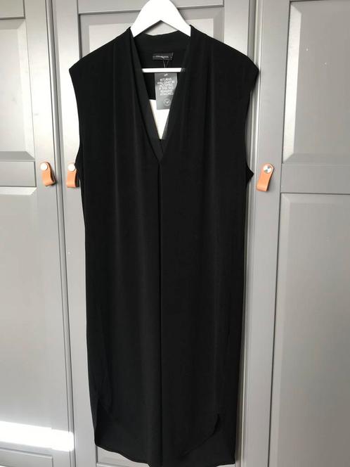 By Malene Birger jurk met bijzonder mooie halslijn mt. 40 42, Kleding | Dames, Jurken, Nieuw, Maat 38/40 (M), Zwart, Onder de knie