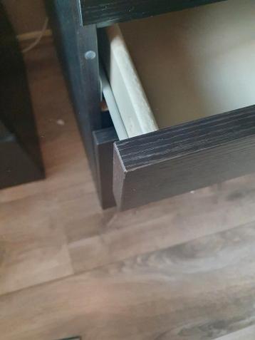 Te koop, Ikea bureau Malm, 140x65 zwart in nieuwstaat!!!! - afbeelding 3 Te koop, Ikea bureau Malm, 140x65 zwart in nieuwstaat!!!! - afbeelding 3