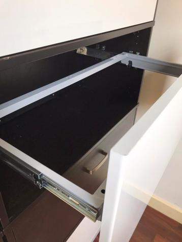 EFFEKTIV IKEA 19 elementen met rolluiken, deurtjes en open - afbeelding 7 EFFEKTIV IKEA 19 elementen met rolluiken, deurtjes en open - afbeelding 7