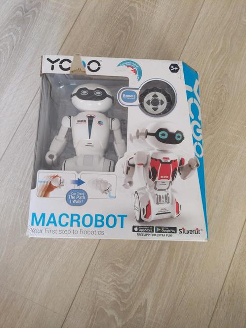 Silverlit Macrobot Robot Met Afstandsbediening, Kinderen en Baby's, Speelgoed | Speelgoedvoertuigen, Zo goed als nieuw, Afstandsbediening