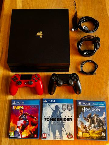 PlayStation 4 + 2 controllers + 3 spellen