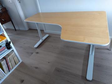 Hoekbureau IKEA BEKANT rechts (wit/houtlook) - afbeelding 1 Hoekbureau IKEA BEKANT rechts (wit/houtlook) - afbeelding 1