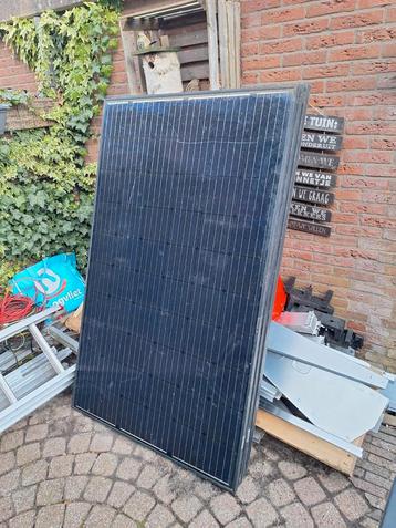 Zonnepanelen Longhi 300Wp 4x met optimizer