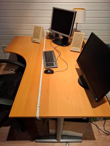 IKEA Galant Bureau - Hoogte Verstelbaar - afbeelding 1 IKEA Galant Bureau - Hoogte Verstelbaar - afbeelding 1