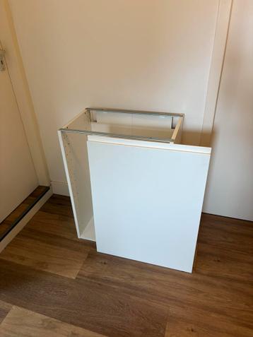 IKEA Voxtorp deur met Metod kast 60x37x80 - afbeelding 1 IKEA Voxtorp deur met Metod kast 60x37x80 - afbeelding 1
