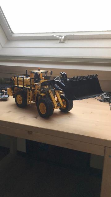 Lego 42030 wiellader + moc joystick + moc pallet lepels