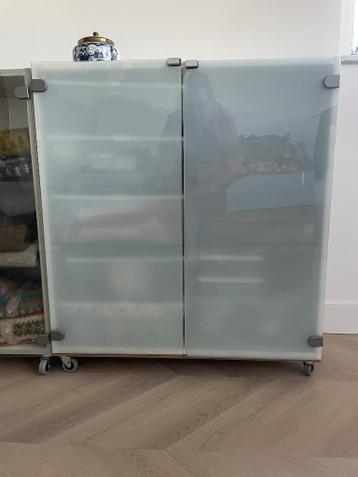 1 unieke IKEA Ivar kast met glazen deuren 80cmx82cmx29cm - afbeelding 14 1 unieke IKEA Ivar kast met glazen deuren 80cmx82cmx29cm - afbeelding 14