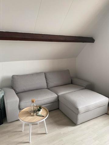 IKEA KIVIK 3-zitsbank + bijpassende voetenbank - afbeelding 2 IKEA KIVIK 3-zitsbank + bijpassende voetenbank - afbeelding 2