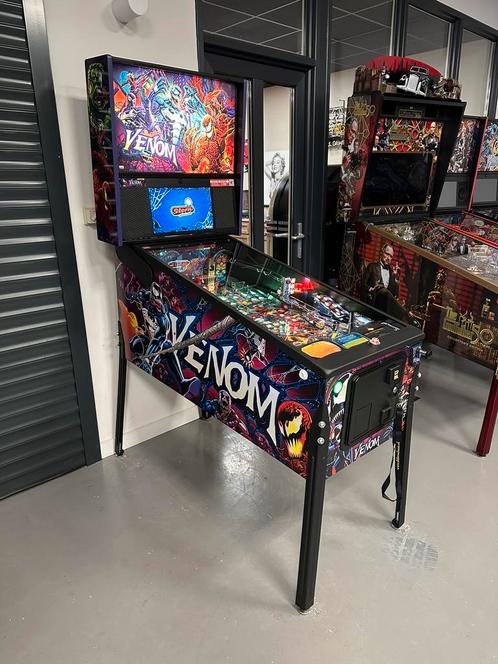 Prachtige flipperkast Stern Venom Pinball, Verzamelen, Automaten | Flipperkasten, Zo goed als nieuw, Dot-matrix, Flipperkast, Stern