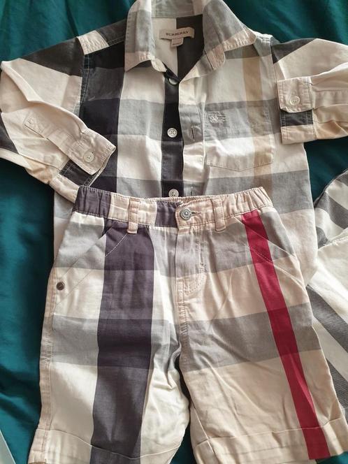 Burberry setje blouse met broekje kortebroek 86, Kinderen en Baby's, Babykleding | Maat 86, Zo goed als nieuw, Jongetje, Setje