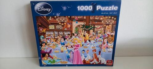 Leuke Disney puzzel 1000 stuks Mad Tea Cup , Hobby en Vrije tijd, Denksport en Puzzels, Zo goed als nieuw, Legpuzzel, 500 t/m 1500 stukjes