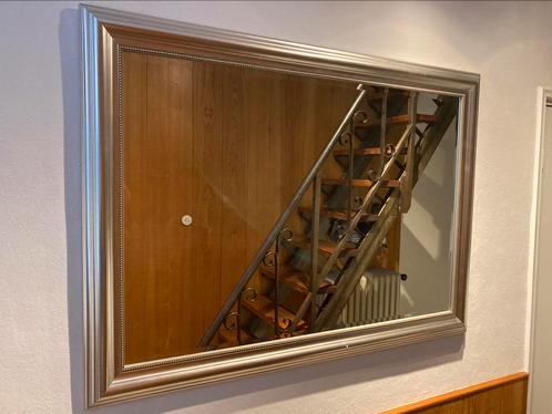 Ikea LEVANGER - spiegel groot 94 x 130 cm, Huis en Inrichting, Woonaccessoires | Spiegels, Zo goed als nieuw, Rechthoekig, Ophalen of Verzenden