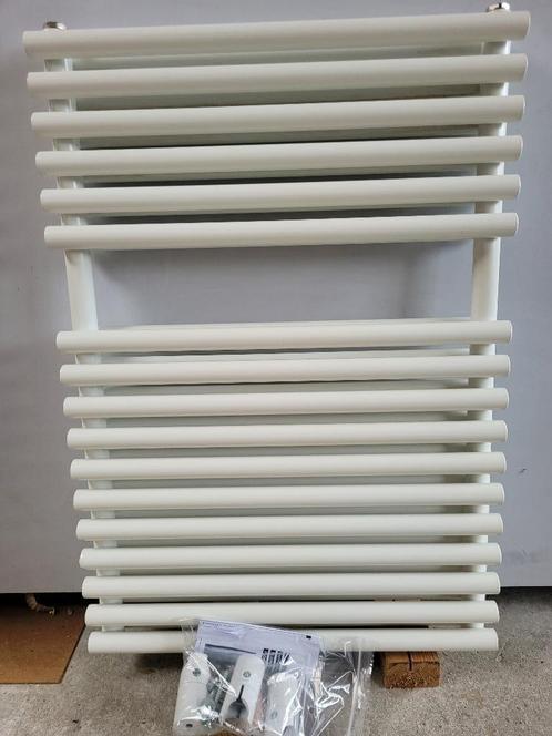 Plieger Florian dubbele radiator, 72 x 50 cm, wit, Doe-het-zelf en Verbouw, Verwarming en Radiatoren, Zo goed als nieuw, Radiator