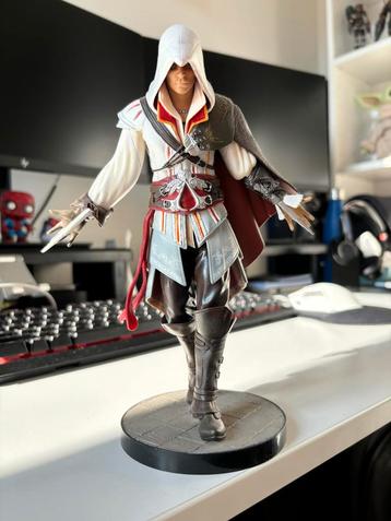 Assassins Creed II CE Ezio figure