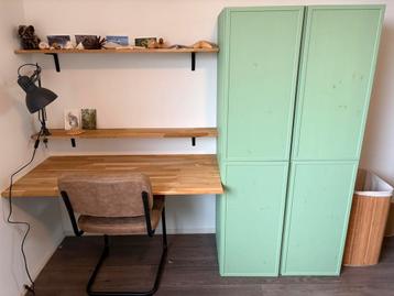 Twee Ivar kasten Ikea in Ambachtelijk groen met lijsten - afbeelding 3 Twee Ivar kasten Ikea in Ambachtelijk groen met lijsten - afbeelding 3