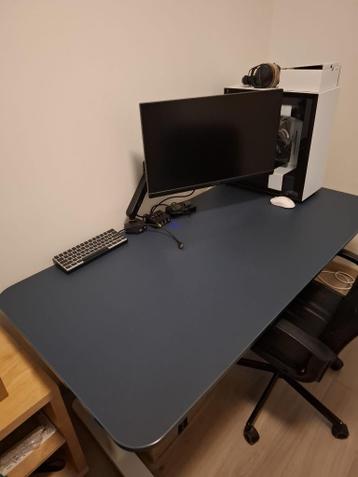 IKEA Bekant bureau - 160x80 - weg wegens verhuis - afbeelding 2 IKEA Bekant bureau - 160x80 - weg wegens verhuis - afbeelding 2
