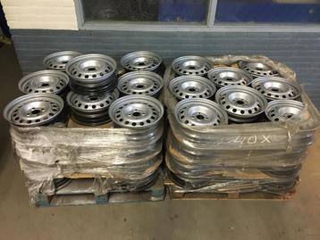 stalen velgen 14 inch 4x100 44 stuks nieuw.