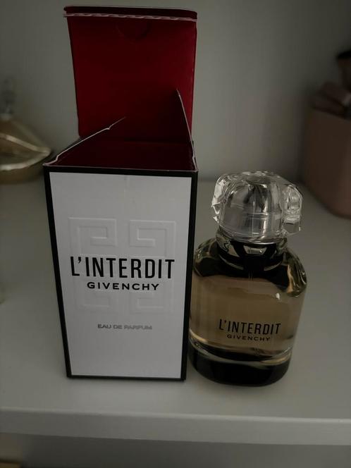 Givenchy - L’interdit 50ml, Sieraden, Tassen en Uiterlijk, Uiterlijk | Parfum, Zo goed als nieuw, Ophalen of Verzenden