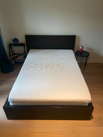Malm IKEA Bed 140x200 + Matras & Topper - afbeelding 1 Malm IKEA Bed 140x200 + Matras & Topper - afbeelding 1
