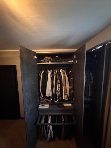 Ikea Pax kledingkast - zelf samengesteld - afbeelding 4 Ikea Pax kledingkast - zelf samengesteld - afbeelding 4