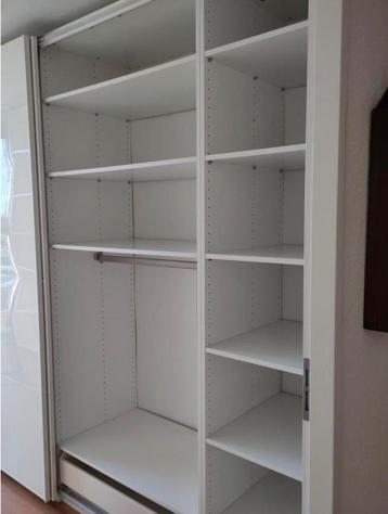 IKEA PAX kast 300 cm Anstad hoogglans schuifdeuren,compleet - afbeelding 3 IKEA PAX kast 300 cm Anstad hoogglans schuifdeuren,compleet - afbeelding 3