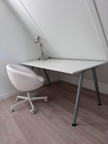 Ikea Galant bureau (wit) - afbeelding 2 Ikea Galant bureau (wit) - afbeelding 2