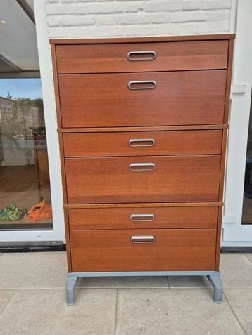 IKEA Effektiv Meubelset (Bureau en kasten) - afbeelding 2 IKEA Effektiv Meubelset (Bureau en kasten) - afbeelding 2