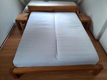 Eiken bedframe (160x200) - afbeelding 2 Eiken bedframe (160x200) - afbeelding 2