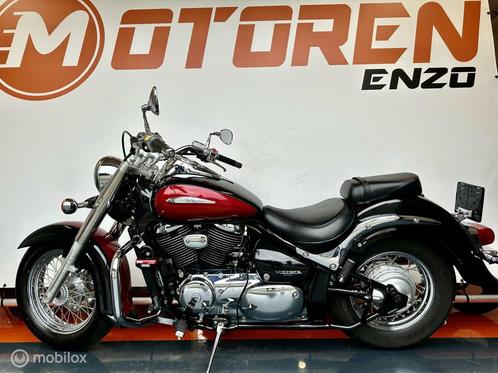 Suzuki VL 800 Intruder Volusia Black/Red metallic 17.000 KM, Motoren, Motoren | Suzuki, Bedrijf, Chopper, meer dan 35 kW, 2 cilinders