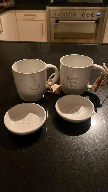 Mokken en schaaltjes