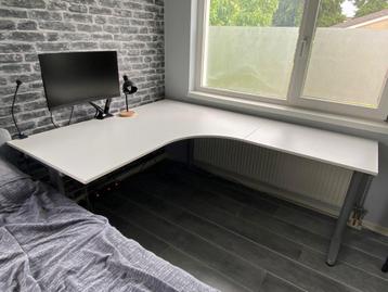 Ikea Galant T-poot hoekbureau - afbeelding 2 Ikea Galant T-poot hoekbureau - afbeelding 2