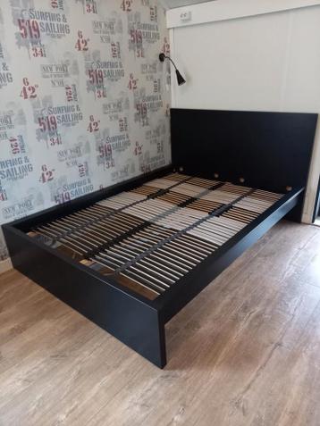 Ikea bed Malm 140x200 met lattenbodem - afbeelding 1 Ikea bed Malm 140x200 met lattenbodem - afbeelding 1