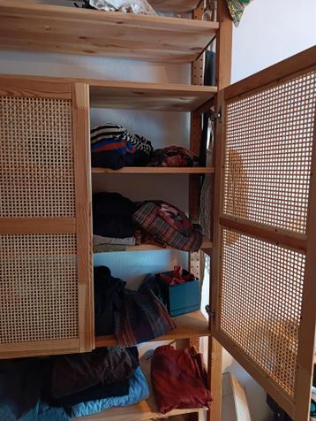 Ivar Hoekkast Grenen Rotan deurtjes Kledingkast kast hoek - afbeelding 8 Ivar Hoekkast Grenen Rotan deurtjes Kledingkast kast hoek - afbeelding 8