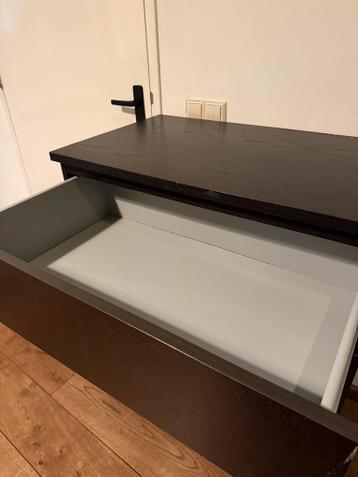 IKEA MALM ladekast zwart - 4 lades - afbeelding 2 IKEA MALM ladekast zwart - 4 lades - afbeelding 2