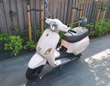 Leuke scooter merk Riva