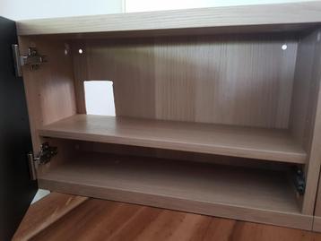 2 Ikea Besta wandkast 60x38x20 cm grenen / hoogglans zwart - afbeelding 4 2 Ikea Besta wandkast 60x38x20 cm grenen / hoogglans zwart - afbeelding 4