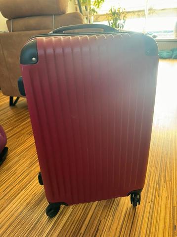 Rode koffer Liv met cijferslot