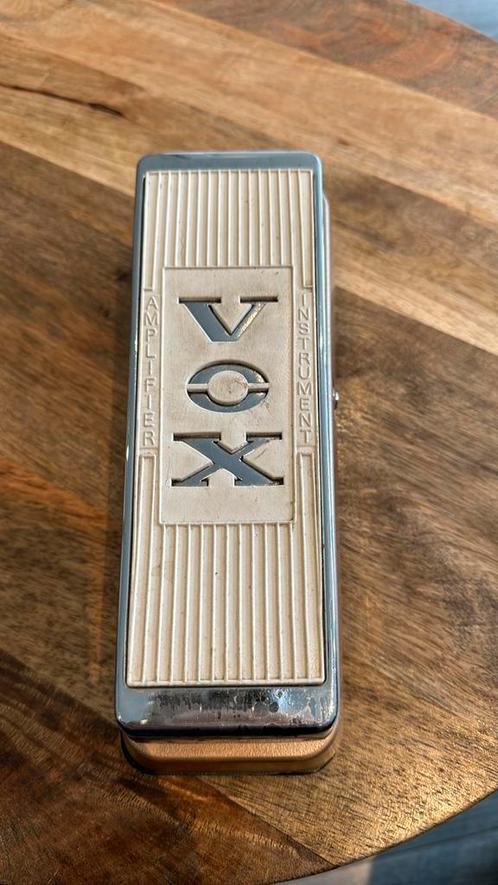 Vox V-847-C Custom Wah (special edition), Muziek en Instrumenten, Effecten, Zo goed als nieuw, Ophalen of Verzenden