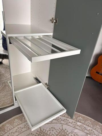 IKEA PAX Kledingkast - Wardrobe with mirror door - afbeelding 5 IKEA PAX Kledingkast - Wardrobe with mirror door - afbeelding 5