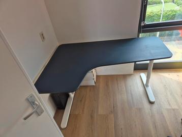 Ikea Bekant hoekbureau links 160 x 110 - afbeelding 7 Ikea Bekant hoekbureau links 160 x 110 - afbeelding 7
