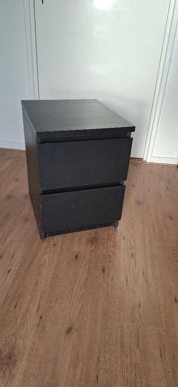 Ikea MALM ladekast / nachtkast - afbeelding 1 Ikea MALM ladekast / nachtkast - afbeelding 1