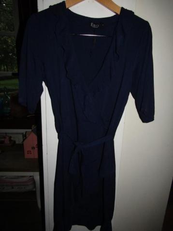 G104 Envy mt L nieuw jurk donkerblauw roezel vaste overslag 