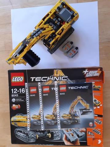 LEGO Technic Motorized Excavator - 8043