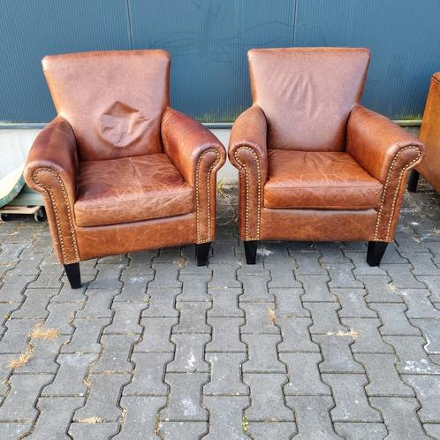 2 Chesterfield fauteuils klassiek bruin + GRATIS BEZORGING, Huis en Inrichting, Fauteuils, Gebruikt, Leer, 75 tot 100 cm, Ophalen of Verzenden