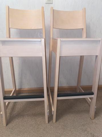 Twee ontzettend mooie barkrukken nieuw staat van Ikea 73 cm