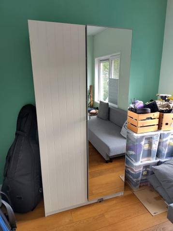 IKEA PAX kledingkast met spiegeldeur - afbeelding 1 IKEA PAX kledingkast met spiegeldeur - afbeelding 1