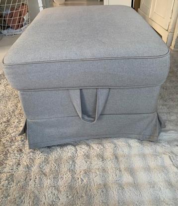 Grijze Ikea Ektorp Hocker afneembare hoes veel opbergruimte - afbeelding 3 Grijze Ikea Ektorp Hocker afneembare hoes veel opbergruimte - afbeelding 3