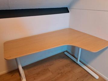 IKEA Hoekbureau - Verstelbaar! - afbeelding 3 IKEA Hoekbureau - Verstelbaar! - afbeelding 3