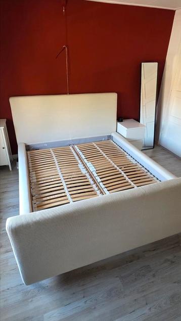 Tweepersoonsbed met elektrische lattenbodems - afbeelding 9 Tweepersoonsbed met elektrische lattenbodems - afbeelding 9