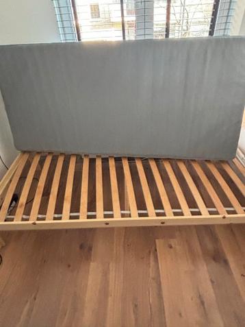 IKEA Neiden bedframe + Vesteröy matras - afbeelding 2 IKEA Neiden bedframe + Vesteröy matras - afbeelding 2